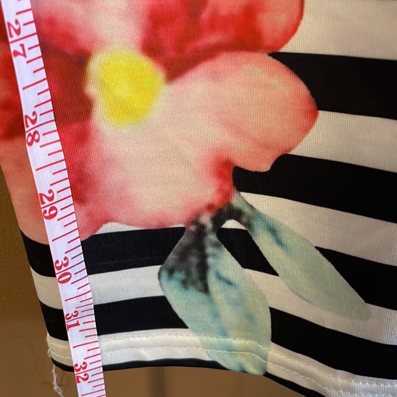 Ladies floral cocktail dress - Size LG - Picture 5 of 8